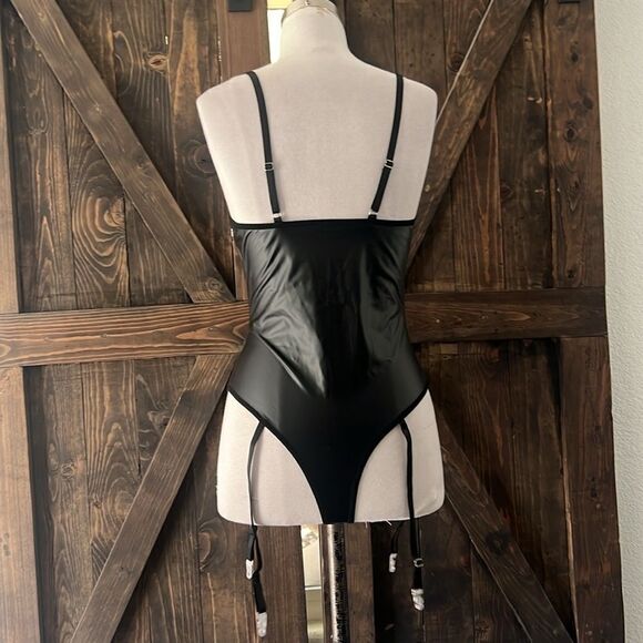 Lace-up Garter Teddy Bodysuit With 1pair Leg Ring - Picture 7 of 13